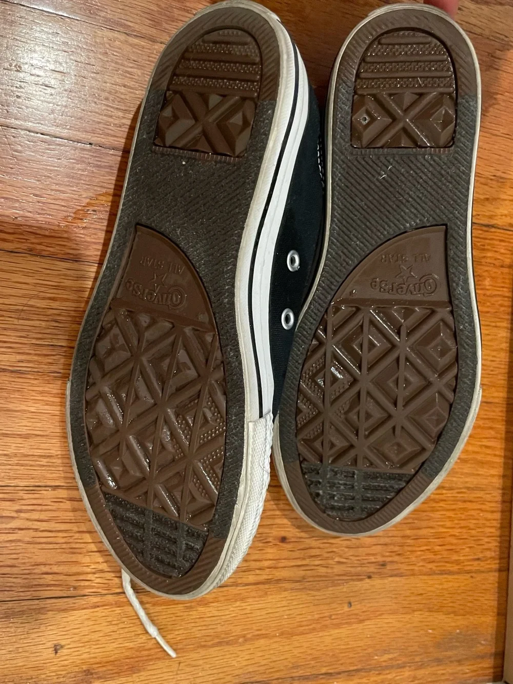 Converse classic low